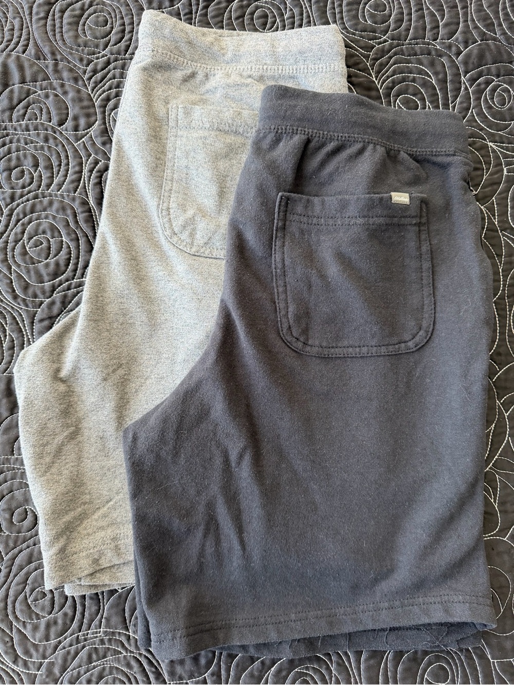 Eddie Bauer Lounge Mens M Cotton Blend Sweat Shorts Drawstring Black Grey Setof2